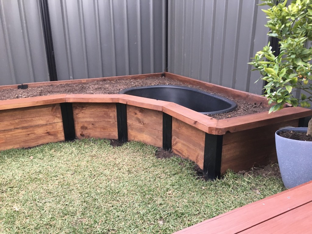 Aquapro 185L pond 
Tiny pond
Patio pond