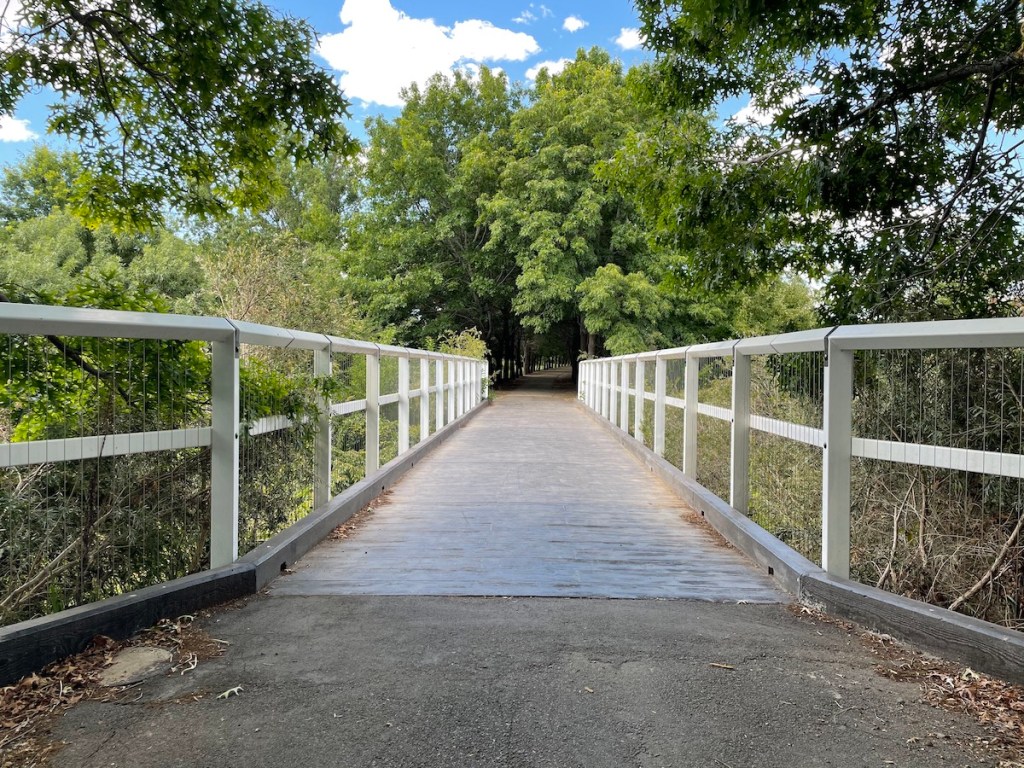 murray to mountains rail trail
beechworth bike trail