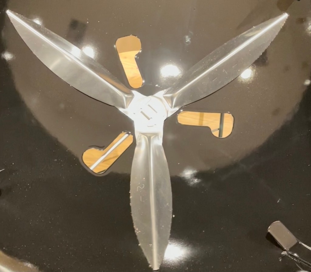 Weber Master-touch 57
BBQ
Grill
airflow
vents and dampers