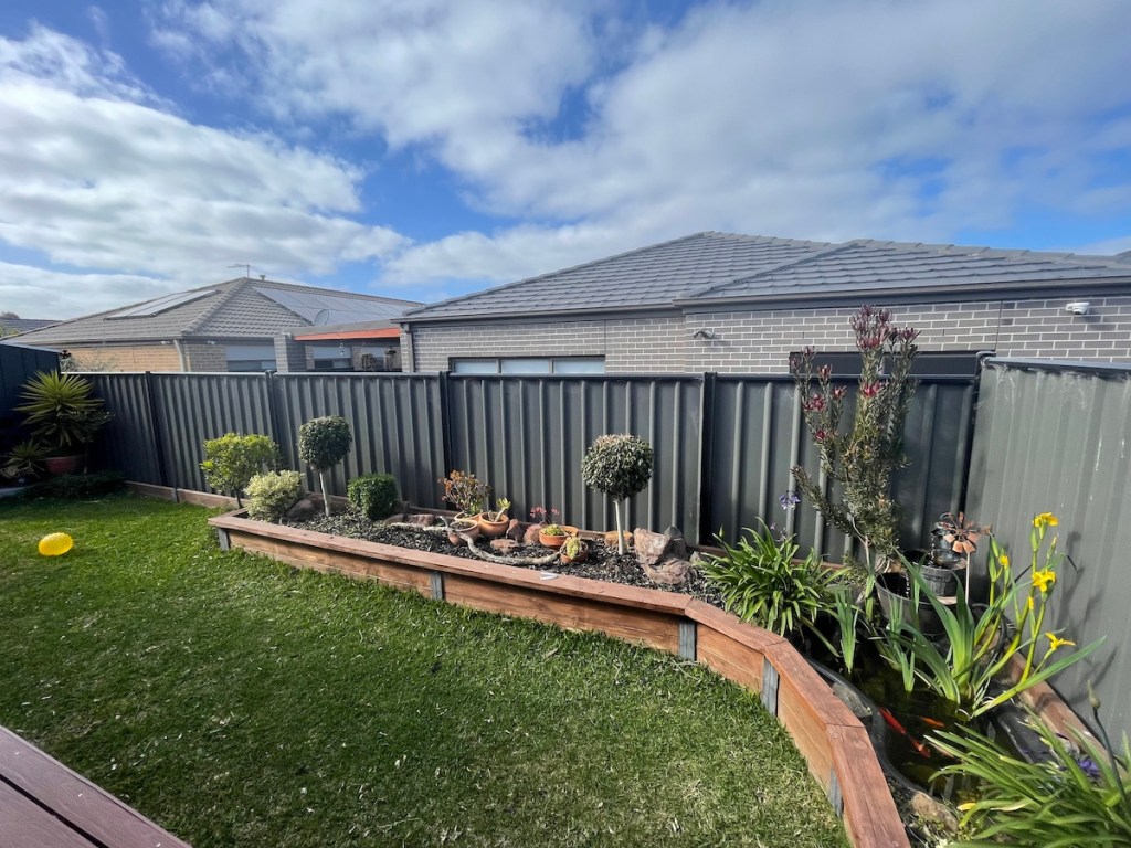 colorbond fence with no extension