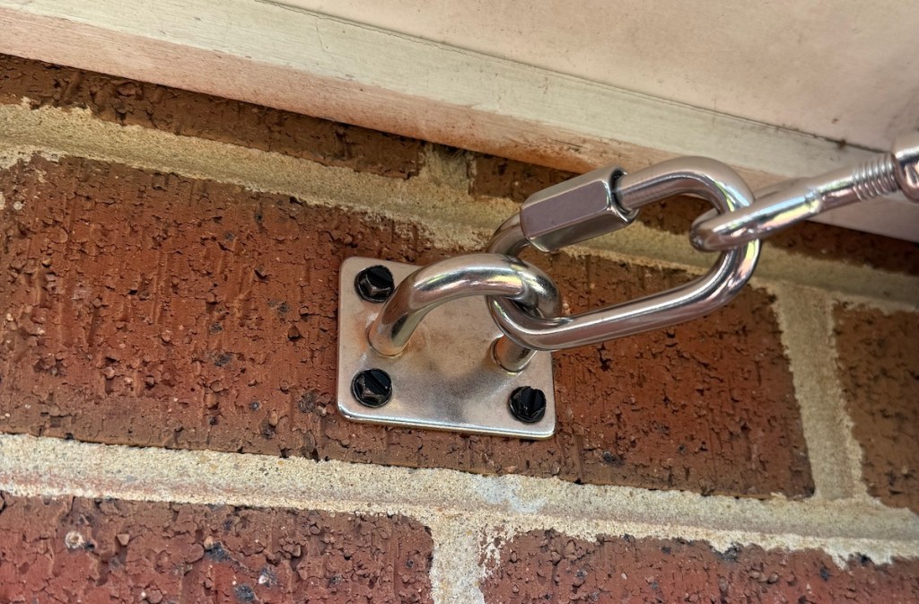 Pad eye on brick wall